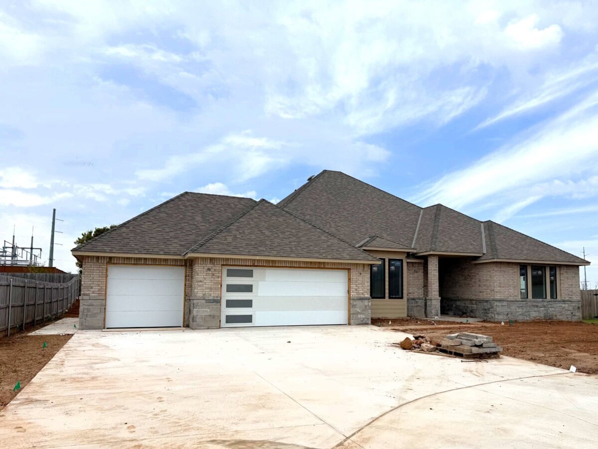 3901 exterior 2