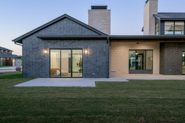 467240968719124 gallery house 5763